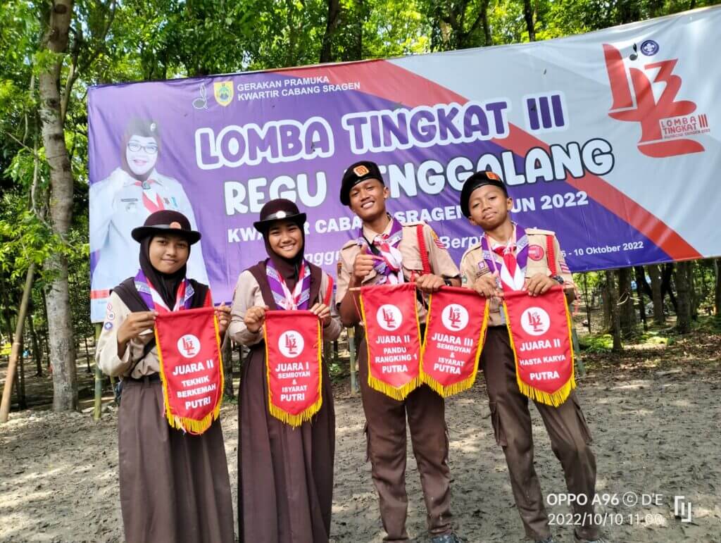 Regu Penggalang SMP Negeri 1 Tangen Memboyong 5 Piala.