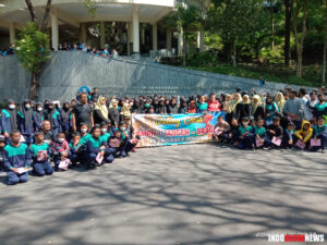 210 Siswa Outing Class ke Museum Purbakala Sangiran dan Taman Bunga Celosia Semarang